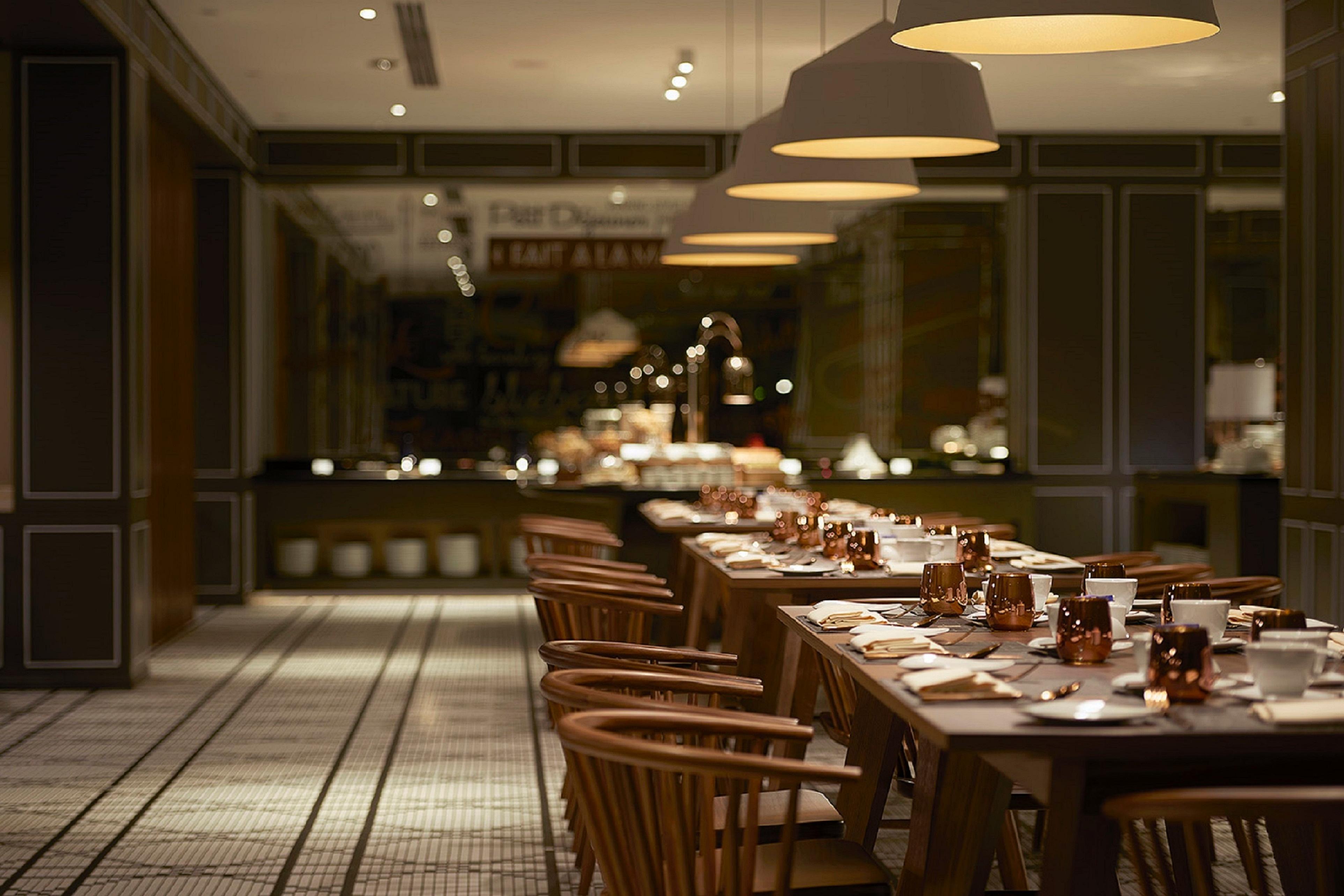 G Hotel Kelawai Tanjong Tokong Kültér fotó Interior of the restaurant