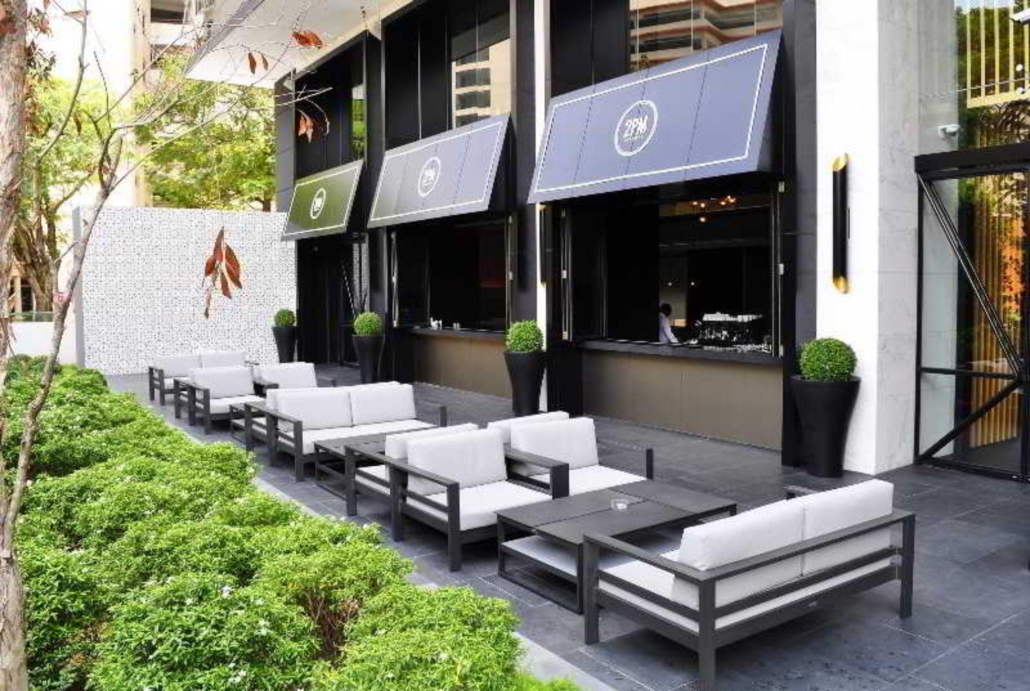G Hotel Kelawai Tanjong Tokong Kültér fotó The exterior of the restaurant