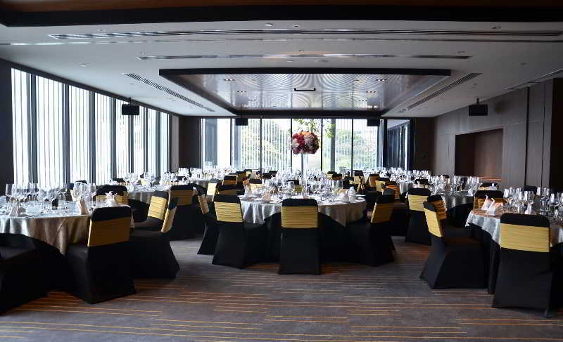 G Hotel Kelawai Tanjong Tokong Kültér fotó The ballroom at the hotel