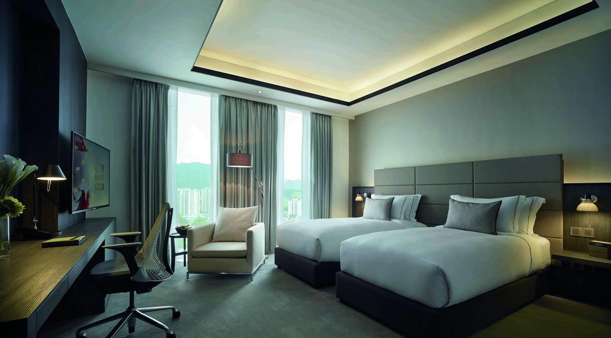 G Hotel Kelawai Tanjong Tokong Kültér fotó Deluxe Room