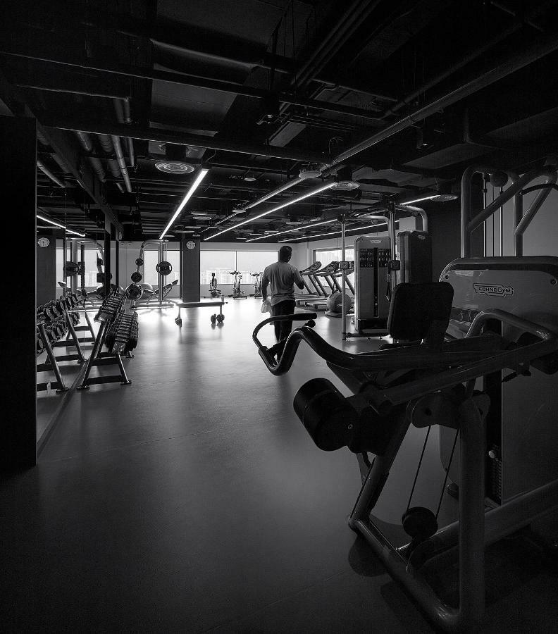 G Hotel Kelawai Tanjong Tokong Kültér fotó The gym at the University of Nottingham